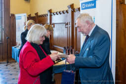 umk_1953.jpg-emeryci, rada, seniorzy, Majchrowski, posiedzenie, Rada Seniorów