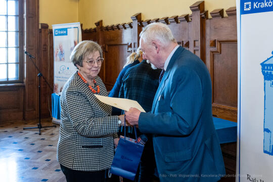 umk_1960.jpg-emeryci, rada, seniorzy, Majchrowski, posiedzenie, Rada Seniorów