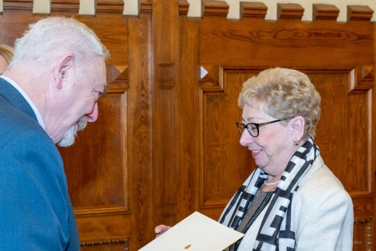 umk_1985.jpg-emeryci, rada, seniorzy, Majchrowski, posiedzenie, Rada Seniorów