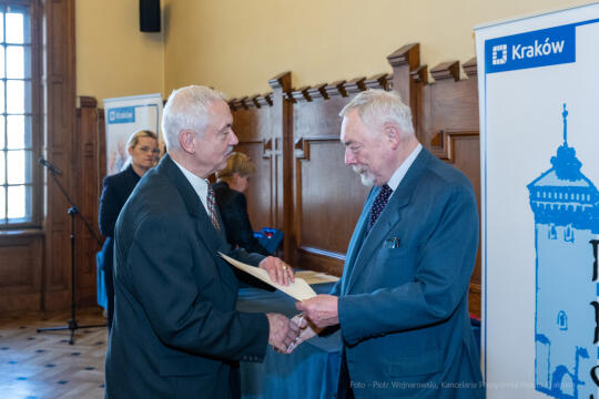 umk_2010.jpg-emeryci, rada, seniorzy, Majchrowski, posiedzenie, Rada Seniorów