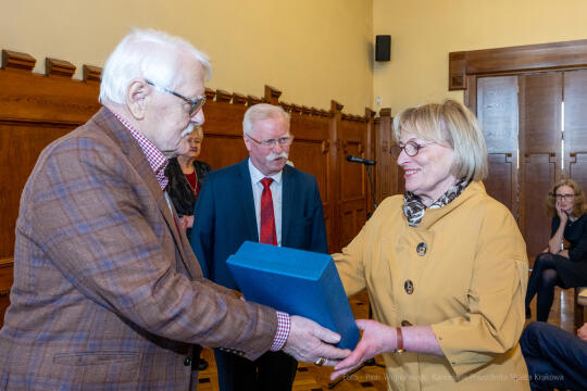 umk_2042.jpg-emeryci, rada, seniorzy, Majchrowski, posiedzenie, Rada Seniorów