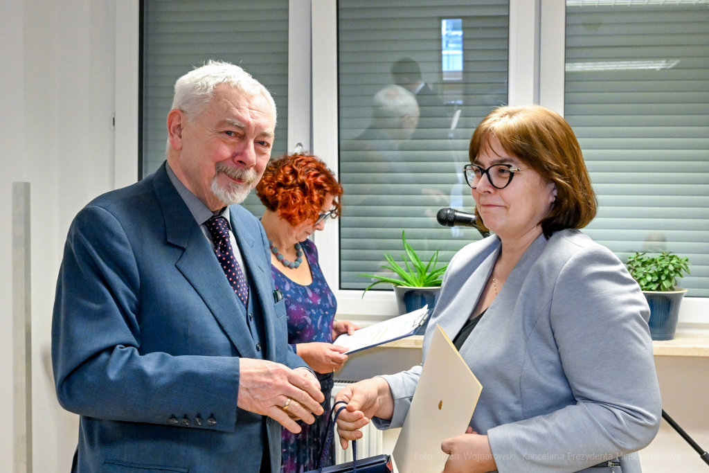 umk_8954.jpg-DPS, Łanowa 43, Honoris Gratia, podziękowanie, Wąsowicz, Majchrowski, Kraków, 2023  Autor: P. Wojnarowski