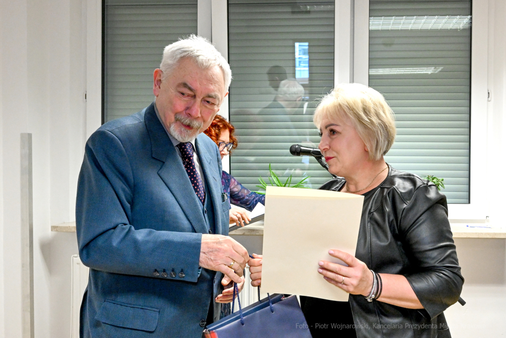 umk_9023.jpg-DPS, Łanowa 43, Honoris Gratia, podziękowanie, Wąsowicz, Majchrowski, Kraków, 2023  Autor: P. Wojnarowski