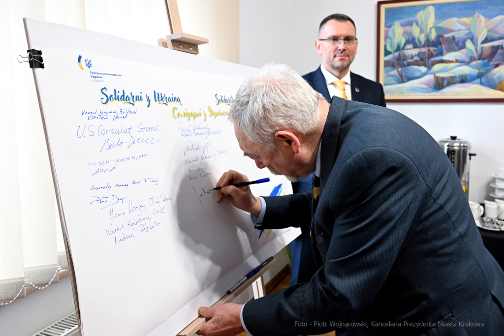 korpus, Ukraina, dyplomaci, konsulat, spotkanie, Majchrowski, Wojnarowski, Solidarni, Solidarni z Uk  Autor: P. Wojnarowski