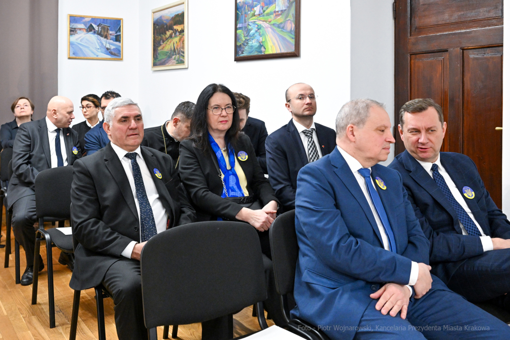 korpus, Ukraina, dyplomaci, konsulat, spotkanie, Majchrowski, Wojnarowski, Solidarni, Solidarni z Uk  Autor: P. Wojnarowski