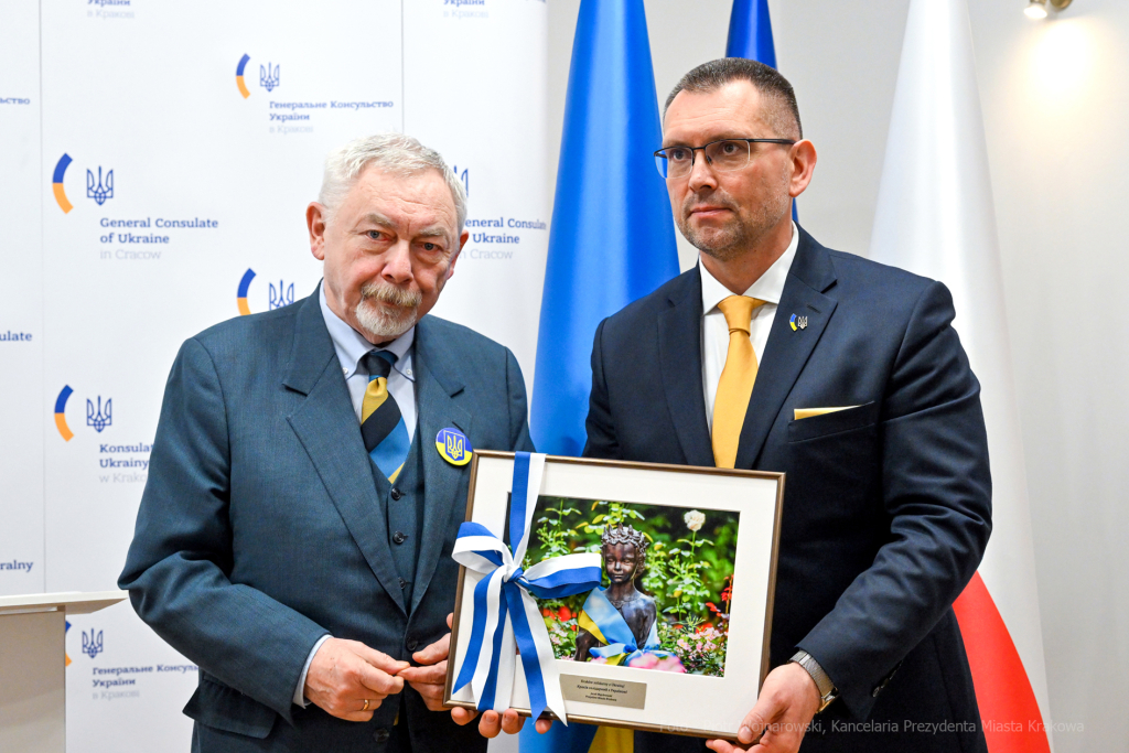 korpus, Ukraina, dyplomaci, konsulat, spotkanie, Majchrowski, Wojnarowski, Solidarni, Solidarni z Uk  Autor: P. Wojnarowski