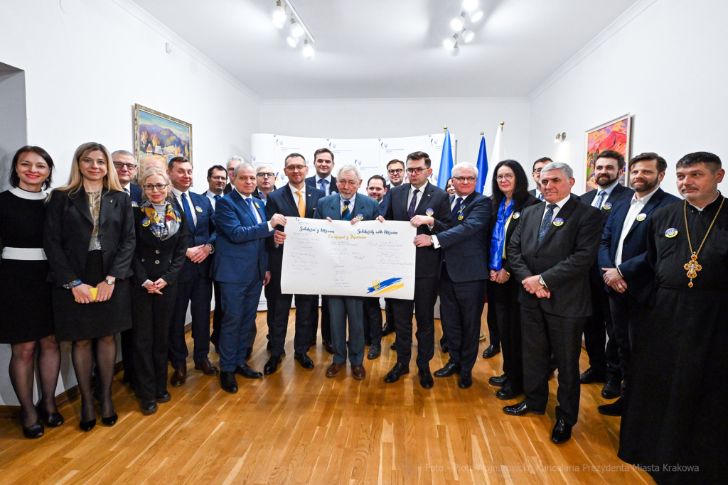 korpus, Ukraina, dyplomaci, konsulat, spotkanie, Majchrowski, Wojnarowski, Solidarni, Solidarni z Uk  Autor: P. Wojnarowski