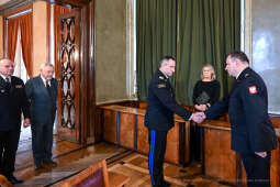 umk_4887.jpg-straż, pożarna, Majchrowski, narada, komndaci, Fryczek, strażacy, hejnał