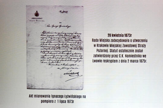 umk_5072.jpg-straż, pożarna, Majchrowski, narada, komndaci, Fryczek, strażacy, hejnał