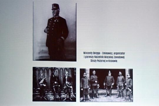 umk_5074.jpg-straż, pożarna, Majchrowski, narada, komndaci, Fryczek, strażacy, hejnał