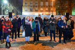 umk_6434.jpg-Nowa, Huta, neon, włączenie, neony, Stylowa, Kawiarnia, Majchrowski, restauracja