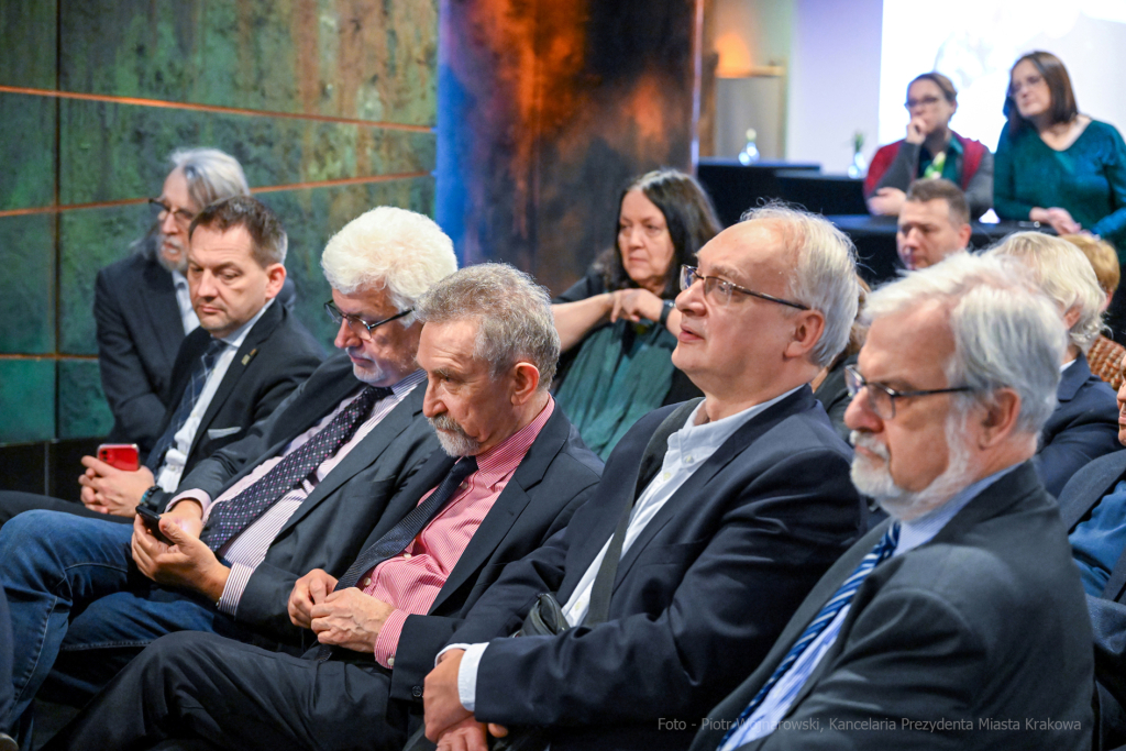 umk_6941.jpg-jubileusz, Kadłuczka, Andrzej, profesor, 80 lat, Majchrowski, 2023, podziemia  Autor: P. Wojnarowski