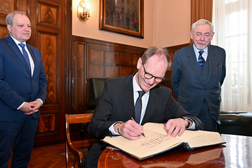 umk_7730.jpg-wizyta, Niemcy, Niemiec, ambasador, Bagger, Thomas, konsul, Majchrowski, 2023  Autor: P. Wojnarowski