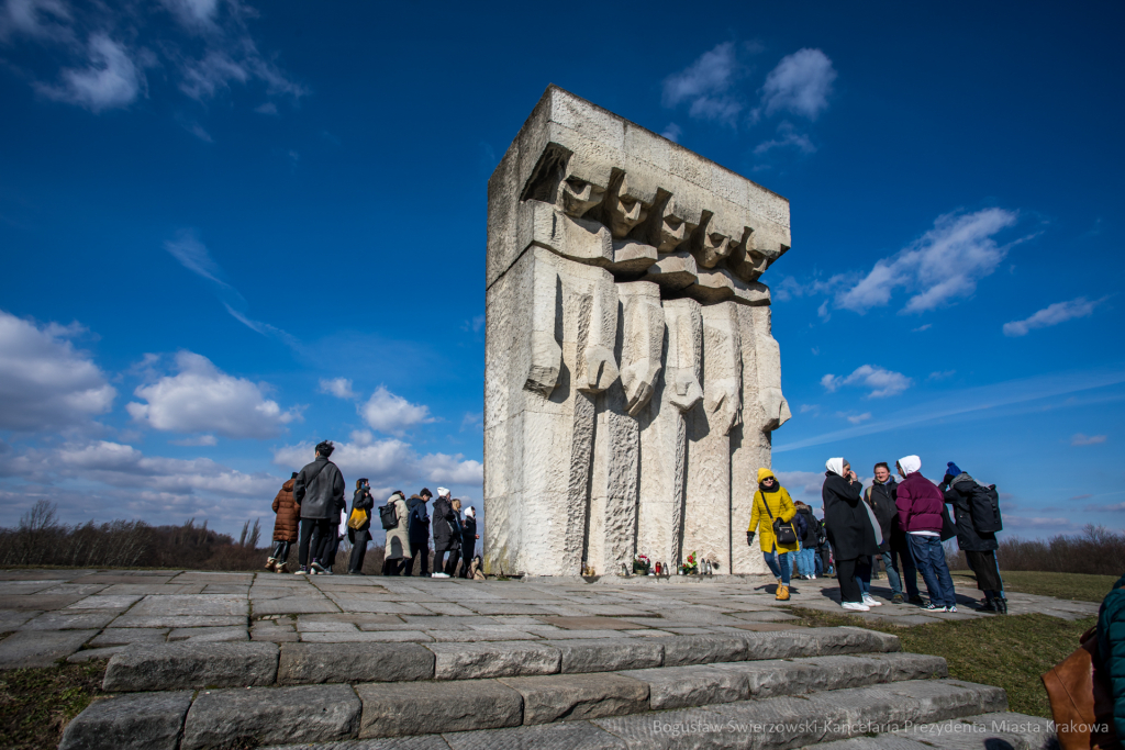 bs-230312-jg_230312_oto_3096.jpg-Marsz Pamięci, Getto, Kraków  Autor: B. Świerzowski