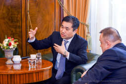 umk_7934.jpg-Korea, Korei, ambasador, wizyta, 2023, Kulig, Hoonmin, Lim