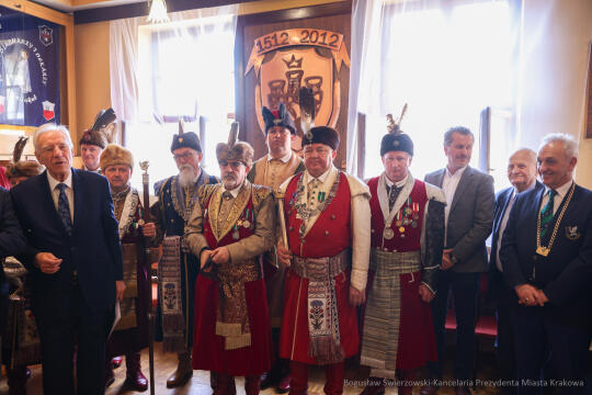 bs-230318-img_0134.jpg-Medale, Majchrowski