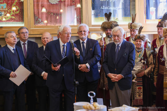 bs-230318-img_0159.jpg-Medale, Majchrowski