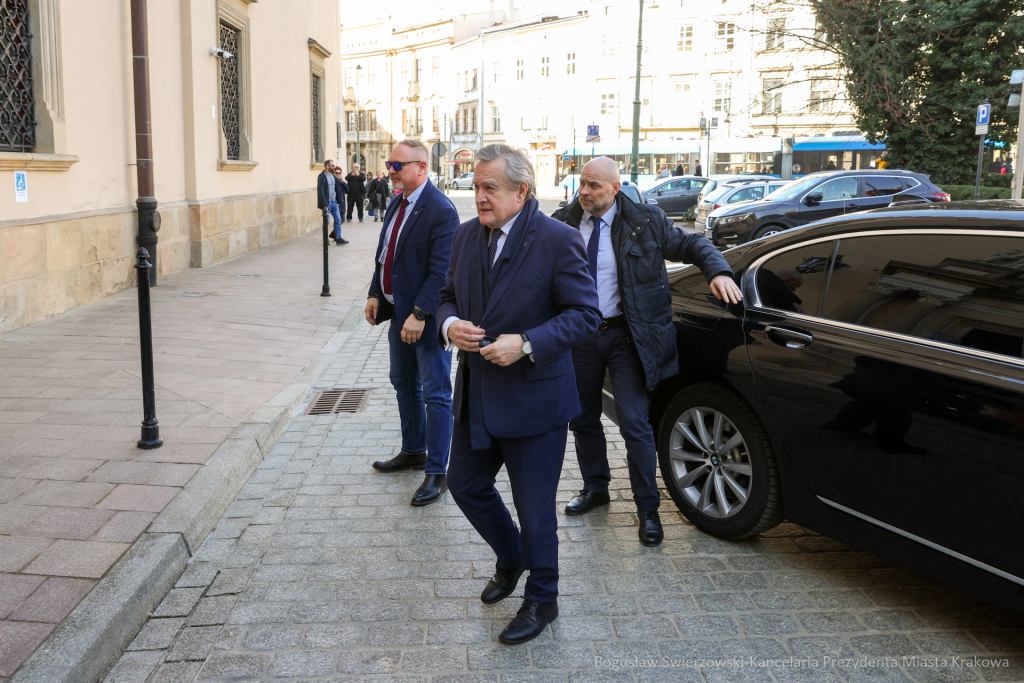 bs-230318-img_0323.jpg-Gliński, Majchrowski, spotkanie  Autor: B. Świerzowski