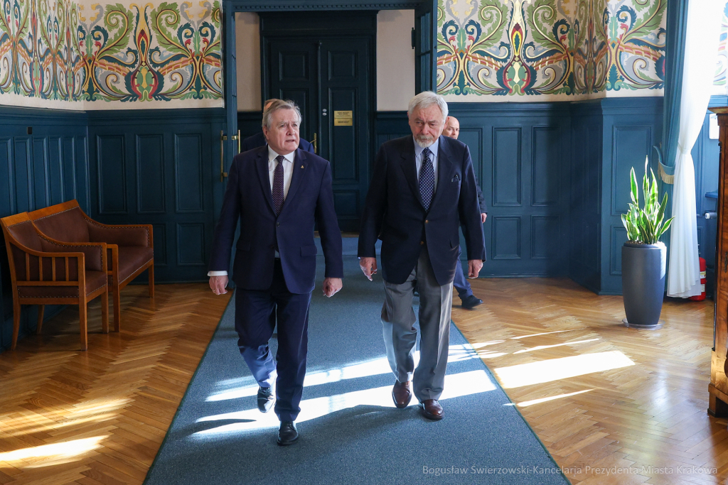 bs-230318-img_0353.jpg-Gliński, Majchrowski, spotkanie  Autor: B. Świerzowski