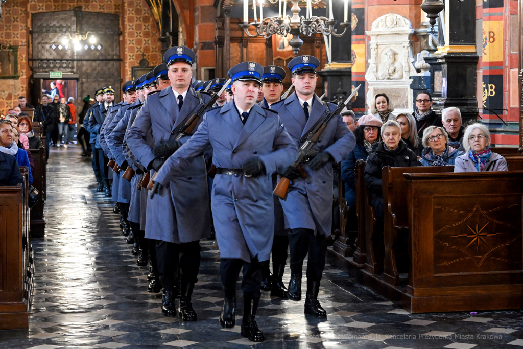 msza, św, Józef, za miasto, Raś, poczty, sztandary, Migdał, Drewnicki, dzieci, ołtarz, Wita Stw  Autor: P. Wojnarowski