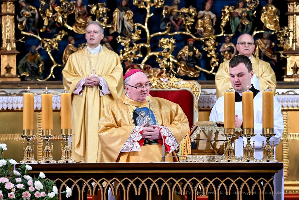 msza, św, Józef, za miasto, Raś, poczty, sztandary, Migdał, Drewnicki, dzieci, ołtarz, Wita Stw  Autor: P. Wojnarowski