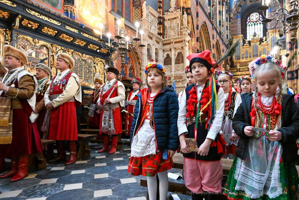 msza, św, Józef, za miasto, Raś, poczty, sztandary, Migdał, Drewnicki, dzieci, ołtarz, Wita Stw  Autor: P. Wojnarowski