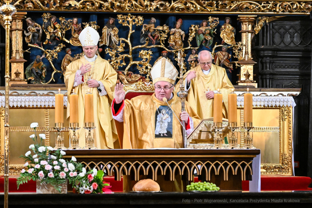 msza, św, Józef, za miasto, Raś, poczty, sztandary, Migdał, Drewnicki, dzieci, ołtarz, Wita Stw  Autor: P. Wojnarowski