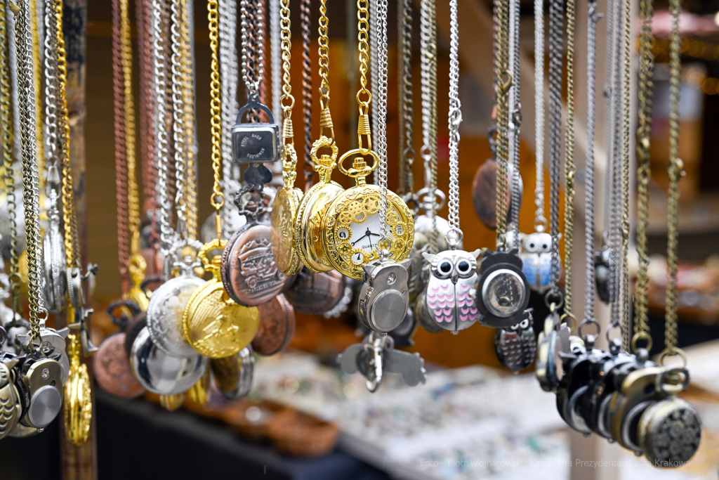 Św, Józef, patron, kramy, jarmark, Mały Rynek, kiermasz, cukierki, gril, krakowiacy, 2023  Autor: P. Wojnarowski