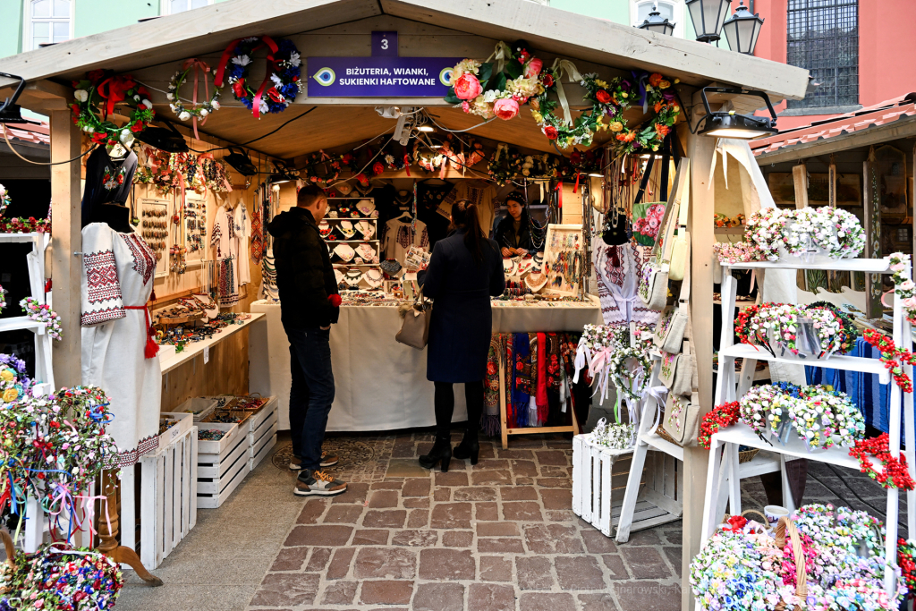 Św, Józef, patron, kramy, jarmark, Mały Rynek, kiermasz, cukierki, gril, krakowiacy, 2023  Autor: P. Wojnarowski