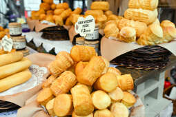 Św, Józef, patron, kramy, jarmark, Mały Rynek, kiermasz, cukierki, gril, krakowiacy, 2023