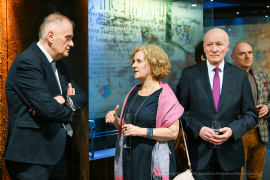 umk_0819.jpg-profesorzy, nowi, podziemia, rynku, Majchrowski, spotkanie, nowomianowani, 2023