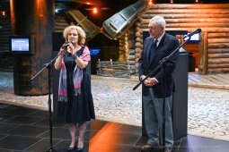 umk_0910.jpg-profesorzy, nowi, podziemia, rynku, Majchrowski, spotkanie, nowomianowani, 2023