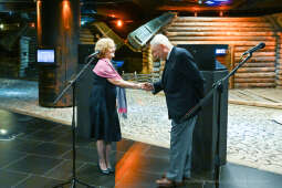 umk_0941.jpg-profesorzy, nowi, podziemia, rynku, Majchrowski, spotkanie, nowomianowani, 2023