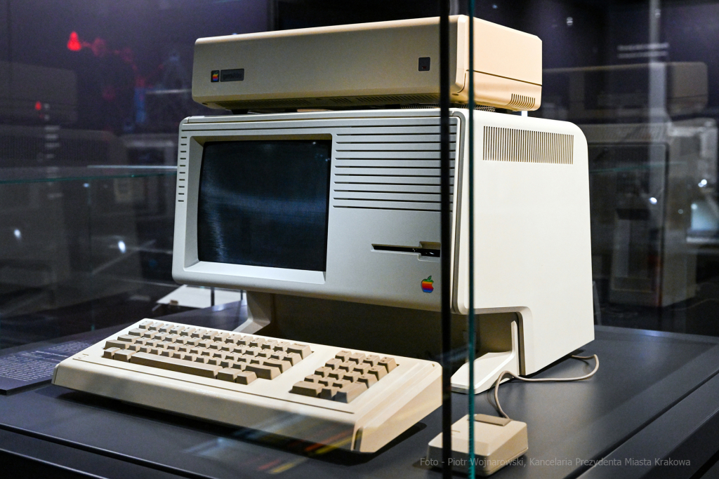 Muzeum, Inżynierii, Techniki, wystawa, Technoczułość, nowa, otwarcie, Dajwór, technika, Miasto,  Autor: P. Wojnarowski