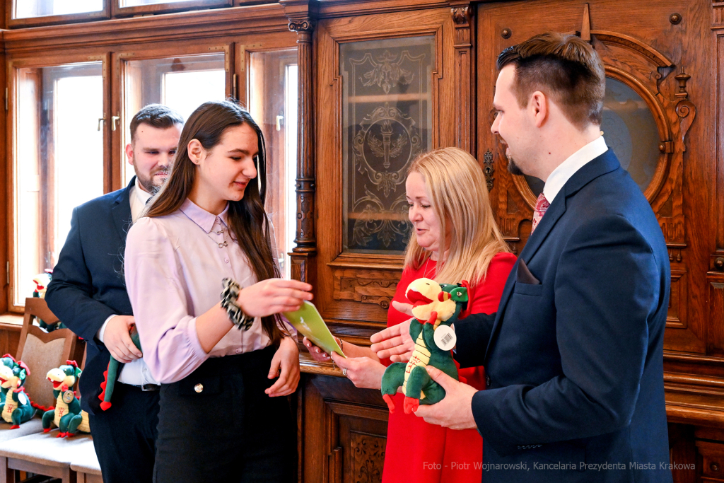 Ośmiu wspaniałych, młodzież, wolontariusze, nastolatki, konkurs, nagrody, Domańska, Drewnicki,   Autor: P. Wojnarowski