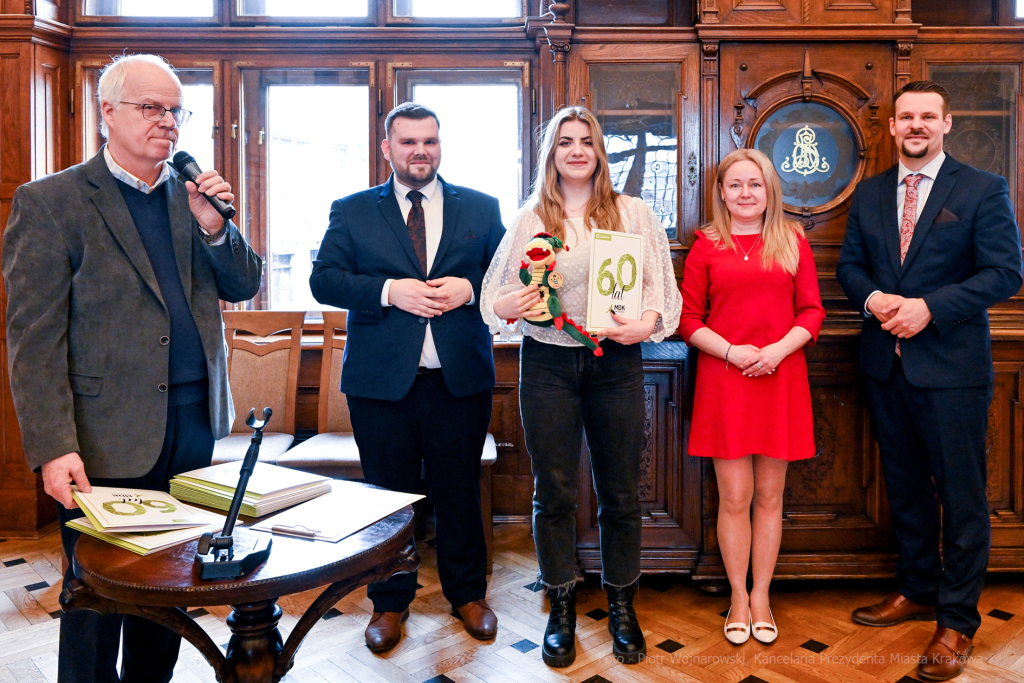 Ośmiu wspaniałych, młodzież, wolontariusze, nastolatki, konkurs, nagrody, Domańska, Drewnicki,   Autor: P. Wojnarowski