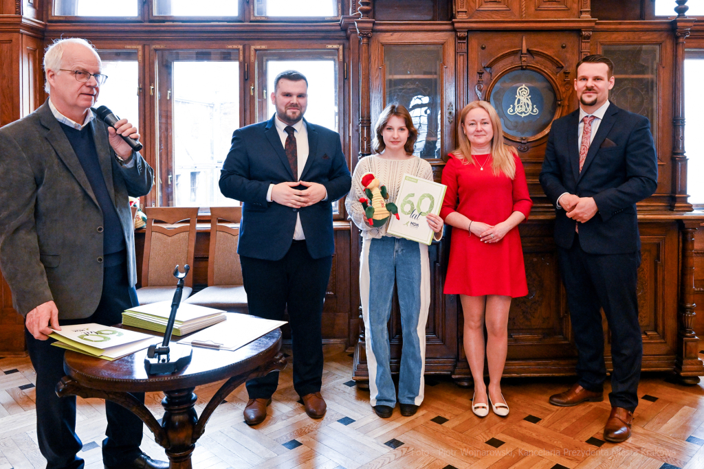 Ośmiu wspaniałych, młodzież, wolontariusze, nastolatki, konkurs, nagrody, Domańska, Drewnicki,   Autor: P. Wojnarowski