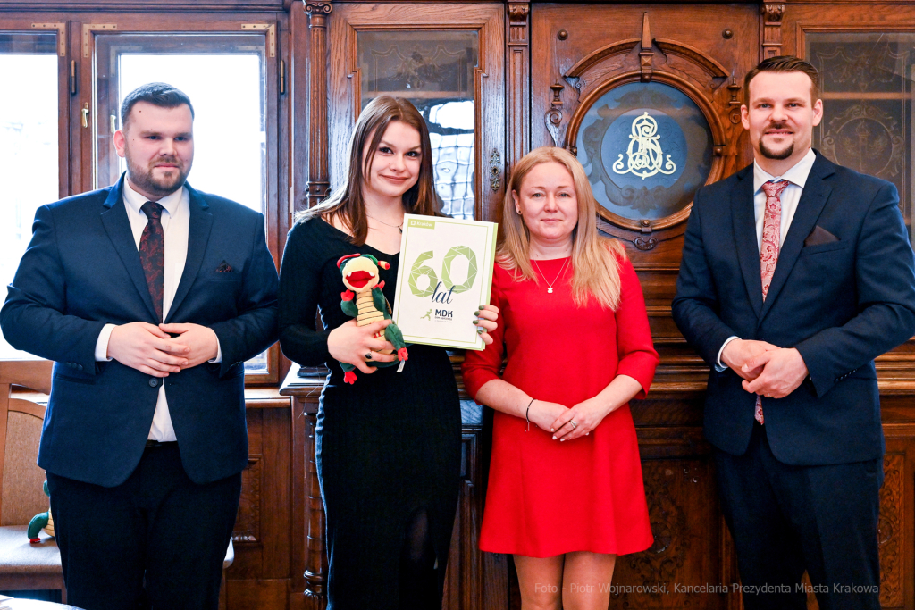 Ośmiu wspaniałych, młodzież, wolontariusze, nastolatki, konkurs, nagrody, Domańska, Drewnicki,   Autor: P. Wojnarowski