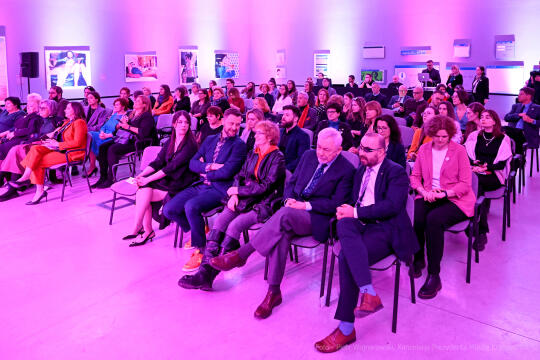 umk_8365.jpg-kobiety, nagroda, Bujwidowej, Bujwidowa, Nina, Gabryś, Majchrowski, MOCAK