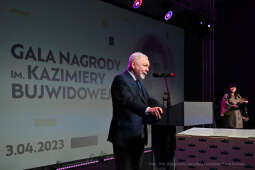 umk_8524.jpg-kobiety, nagroda, Bujwidowej, Bujwidowa, Nina, Gabryś, Majchrowski, MOCAK