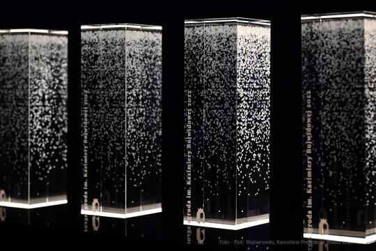 umk_8692.jpg-kobiety, nagroda, Bujwidowej, Bujwidowa, Nina, Gabryś, Majchrowski, MOCAK