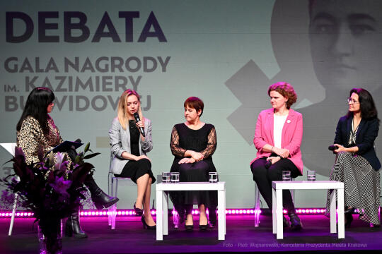 umk_9490.jpg-kobiety, nagroda, Bujwidowej, Bujwidowa, Nina, Gabryś, Majchrowski, MOCAK