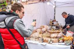 m47av9tw.jpeg-Emaus 2023