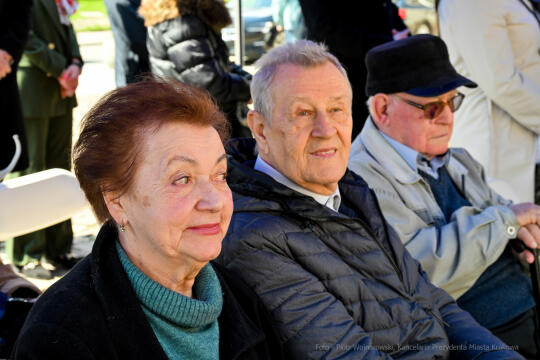 uroczystość, Katyń, krzyż, katyński, kościół, wojsko, poczty, wojewoda, składanie, kwiatów