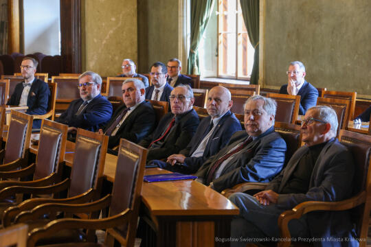 bs-230414-img_4198.jpg-Korpus, spotkanie, konsulowie