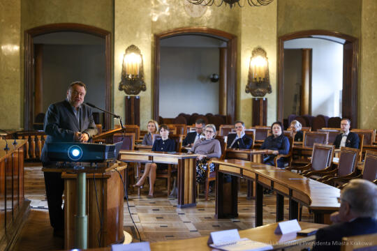 bs-230414-img_4212.jpg-Korpus, spotkanie, konsulowie