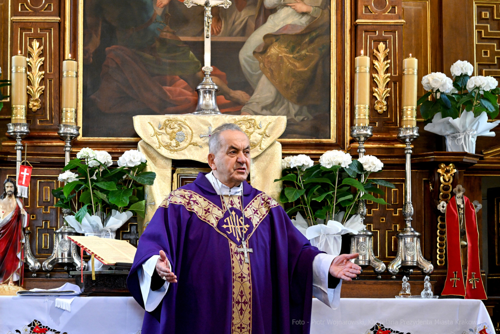 umk_5810.jpg-Zuziak, Zbigniew, wiceprezydent, profesor, Majchrowski, Cmentarz, Rakowicki  Autor: P. Wojnarowski