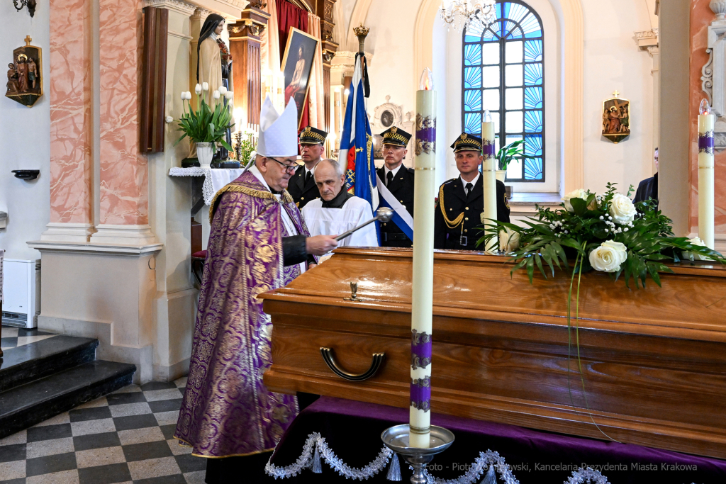 umk_5934.jpg-Zuziak, Zbigniew, wiceprezydent, profesor, Majchrowski, Cmentarz, Rakowicki  Autor: P. Wojnarowski