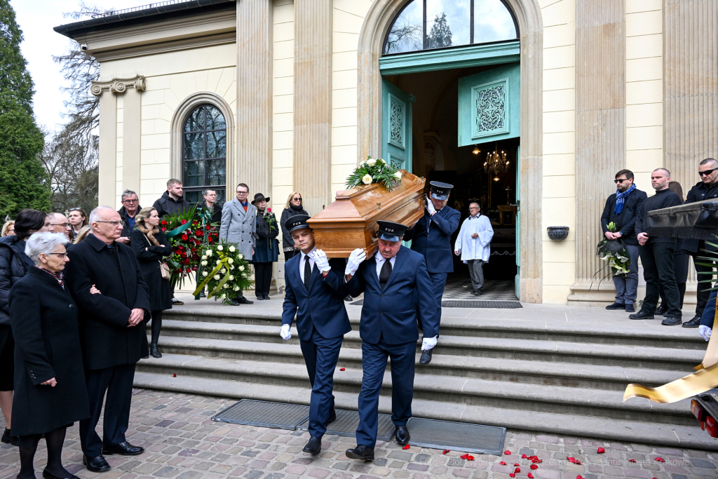 umk_5975.jpg-Zuziak, Zbigniew, wiceprezydent, profesor, Majchrowski, Cmentarz, Rakowicki  Autor: P. Wojnarowski