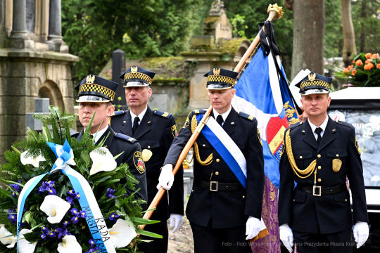 umk_6166.jpg-Zuziak, Zbigniew, wiceprezydent, profesor, Majchrowski, Cmentarz, Rakowicki